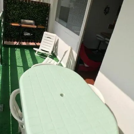 T2+cabine A Port - Piscine, A Proximite, Parking Prive - Fr-1-81-423 Lägenhet *