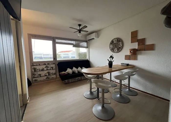 Apartamento T2+cabine à Port - Piscine, à Proximité, Parking Privé - Fr-1-81-423 *